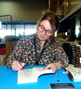 Sophie Jomain au Festival du Livre Romantique